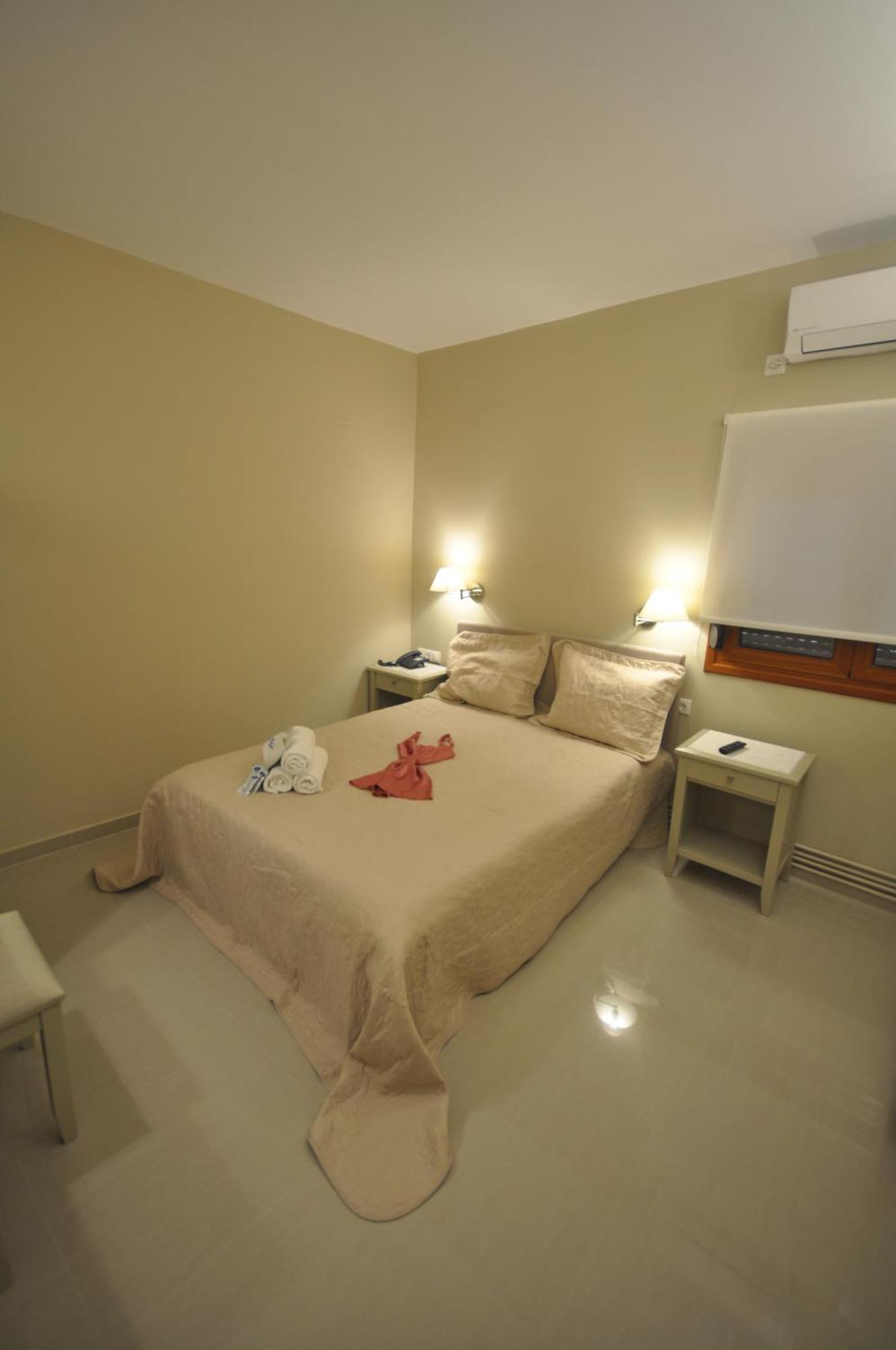 Ariadnes Holiday Accommodation Apidias Lakos 部屋 写真